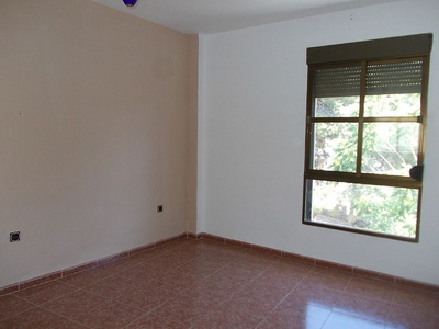 Piso en venta en Cabra Del Santo Cristo de 113 m²