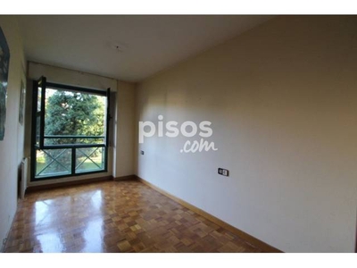 Piso en venta en Calle del Sacramento en Centro por 130.000 €