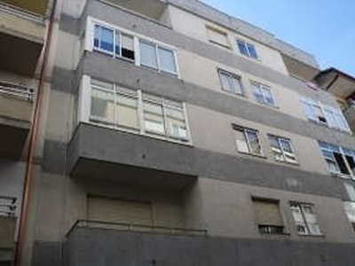 Piso en venta en Ourense de 99 m²