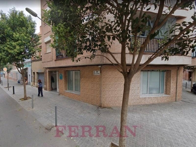 Tienda - Local comercial L'Hospitalet de Llobregat Ref. 89937191 - Indomio.es