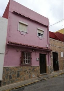 Unifamiliar en venta en Algeciras de 84 m²