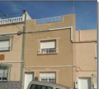 Unifamiliar en venta en Almería de 70 m²