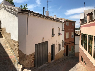 Unifamiliar en venta en Martos de 126 m²