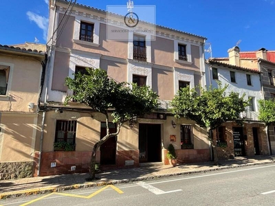 Venta Casa unifamiliar en Ramón y Cajal Candeleda. Buen estado 336 m²