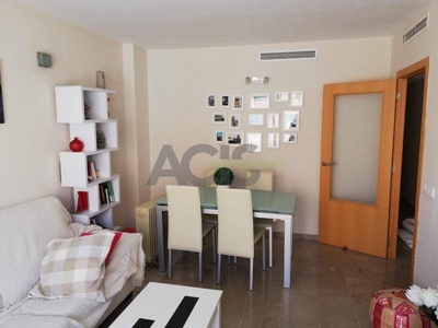 Venta Piso L'Alcúdia. Piso de tres habitaciones Buen estado segunda planta plaza de aparcamiento