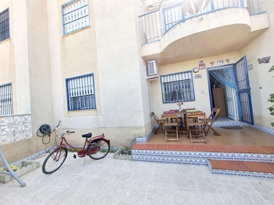 Bungalow en venta en San Luis, Torrevieja, Alicante