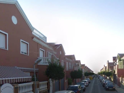 Chalet adosado en venta en Calle Vauvert, 41907, Valencina De La Concepcion (Sevilla)