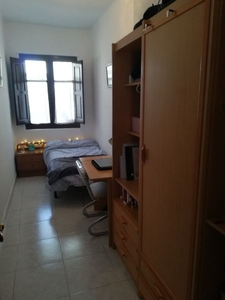 Habitaciones en C/ Breton, Salamanca Capital por 220€ al mes