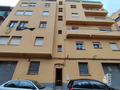 Piso en venta en Calle Cl Cll Los Olivos, 4º, 17600, Figueres (Gerona)