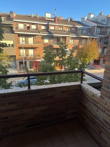 Alquiler de piso en calle Aniceto Marinas de 2 habitaciones con terraza y muebles