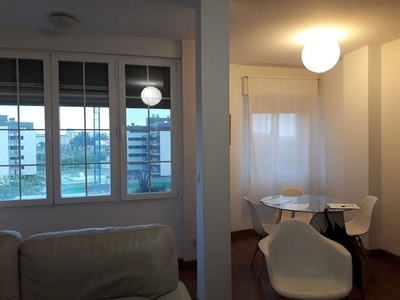 Alquiler de piso en La Estación de 1 habitación con terraza y muebles