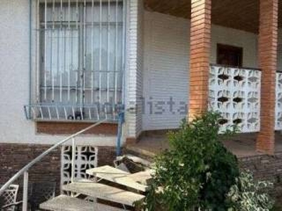 Casa unifamiliar 5 habitaciones, a reformar, La Canyada - La Cañada, Paterna