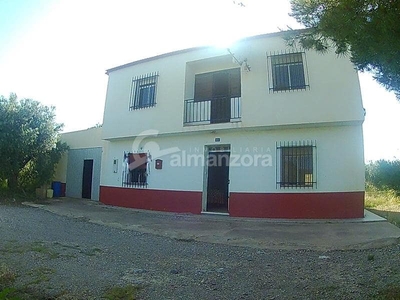 Finca/Casa Rural en venta en Santopétar, Taberno, Almería