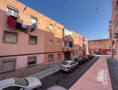 Piso en venta en Calle Estrella Polar, 2º, 04002, Almería (Almería)