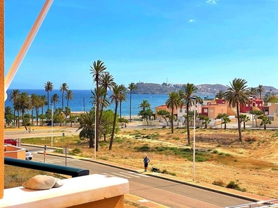 Piso en venta en Puerto de Mazarrón de 2 habitaciones con terraza y piscina