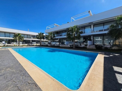 Venta de ático en Islas Menores - Mar de Cristal de 3 habitaciones con terraza y piscina