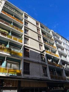Venta de piso en Barrio de Abando de 6 habitaciones con terraza y garaje