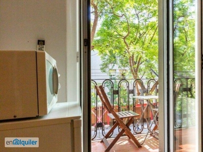 Apartamento casual de 2 dormitorios en alquiler cerca de la playa en la Barceloneta