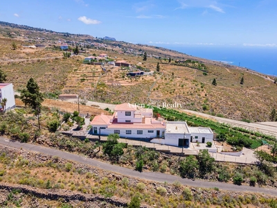 Chalet en venta en Tijoco Alto, Adeje, Tenerife