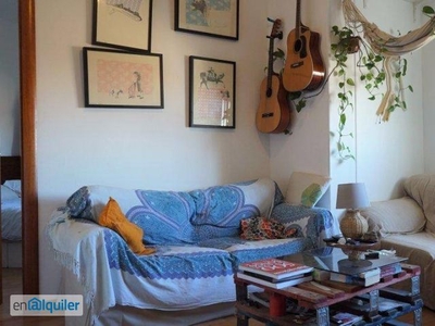 Encantador apartamento de 2 dormitorios en alquiler cerca de la playa en Poblenou