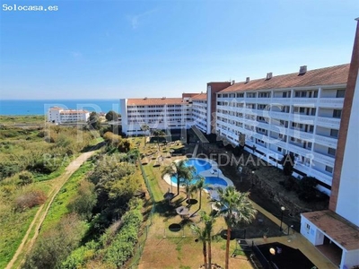 Impresionante ático dúplex de 3 dormitorios en venta con vistas frontales al mar