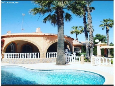 Magnífica villa de estilo mediterráneo en las lomas altas de Torreblanca Marina