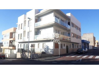 Piso en venta en Calle Charco Redondo, 15