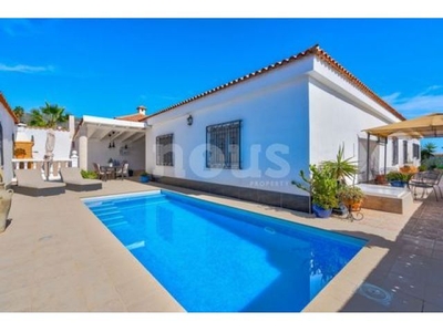 ? ? Villa en venta, Villa, Callao Salvaje, Tenerife, 3 Dormitorios, 200 m², 750.000 € ?