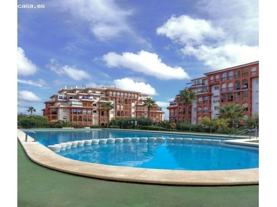 Apartamento 2 dormitorios en Segunda Planta, terraza acristalada, piscina comunitaria, plaza parking