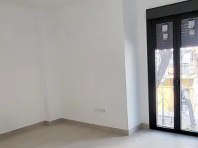 Apartamento en venta en Calle Afán de Ribera, cerca de Calle de Juan Talavera Heredia