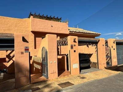 casa de pueblo en Cabopino, Málaga provincia