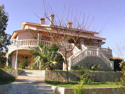 Chalet en venta en Picassent, Valencia