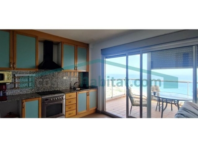 Fantástico apartamento con vistas panorámicas al mar, en Cullera.