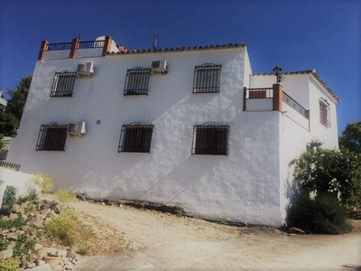 Finca/Casa Rural en venta en Cuevas Bajas, Málaga