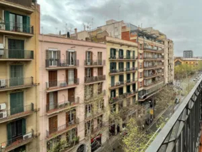 Piso en venta en Carrer de París, cerca de Carrer de Villarroel