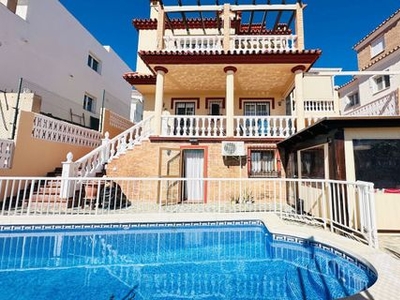 Villa en Torre Del Mar, Málaga provincia