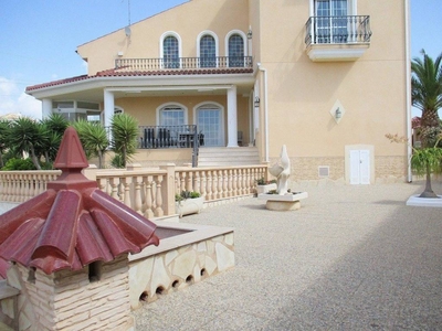 Venta Casa unifamiliar Rojales. Con terraza 370 m²