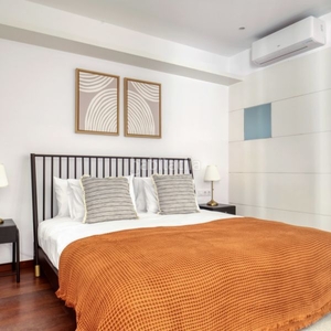 Alquiler apartamento gran piso de 1 habitacion en passeig de sant joan en Barcelona