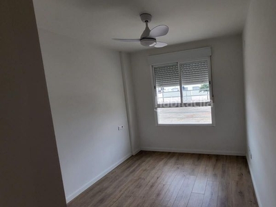 Alquiler apartamento piso nuevo y coqueto en canet de berenguer en Canet d´en Berenguer