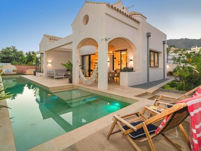 Alquiler Casa unifamiliar Marbella. Con terraza 500 m²