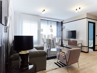 Alquiler de piso en Avda de Madrid - Pº de la Estación de 2 habitaciones con muebles y aire acondicionado