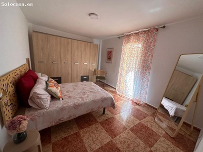¡Descubre tu nuevo hogar en el moderno Zaídin de Granada, cerca del PTS!
