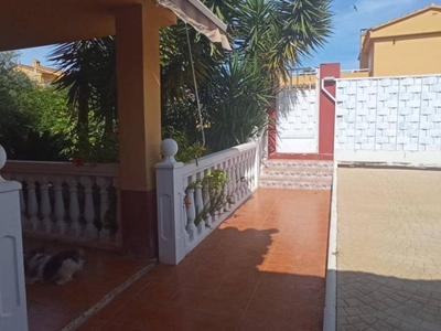 Venta Casa adosada Montserrat. Con terraza 104 m²