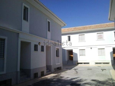 Venta Casa adosada Sevilla. Con terraza 195 m²