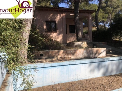 Venta Casa unifamiliar Paterna. A reformar con terraza 65 m²