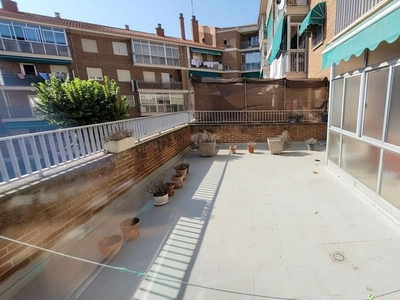 Venta de piso en Candelaria - Peña de Francia de 3 habitaciones con terraza y garaje