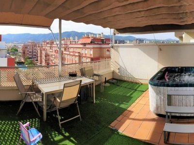Venta Piso Córdoba. Piso de dos habitaciones Con terraza