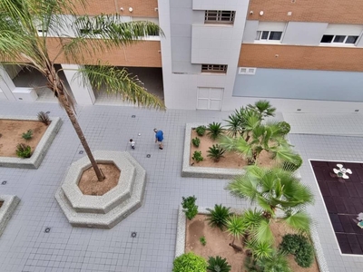 Venta Piso Córdoba. Piso de tres habitaciones Tercera planta con terraza