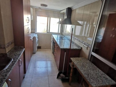 Venta Piso en Calle Torremolinos 5. Córdoba