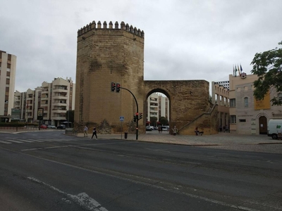 Venta Piso en Plaza DEL MORENO. Córdoba. Buen estado segunda planta